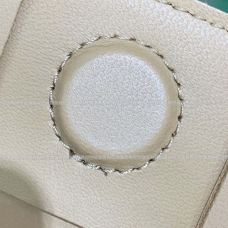 보테가베네타카세트백 20260218-123104-009루.jpg