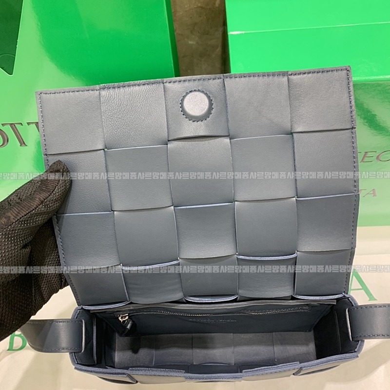 보테가베네타카세트백 20260218-123247-003루.jpg