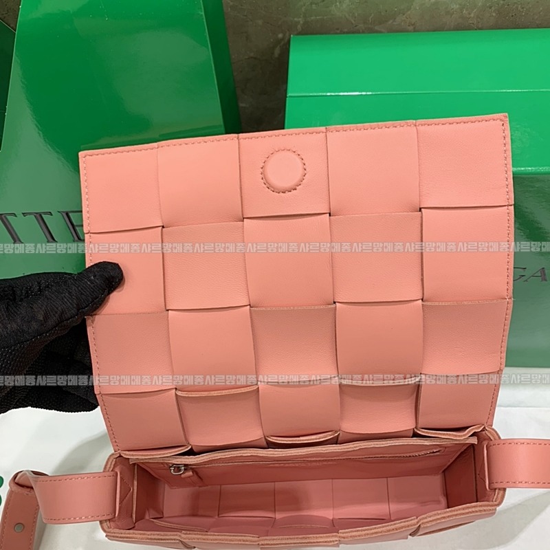 보테가베네타카세트백 20260218-123735-003루.jpg