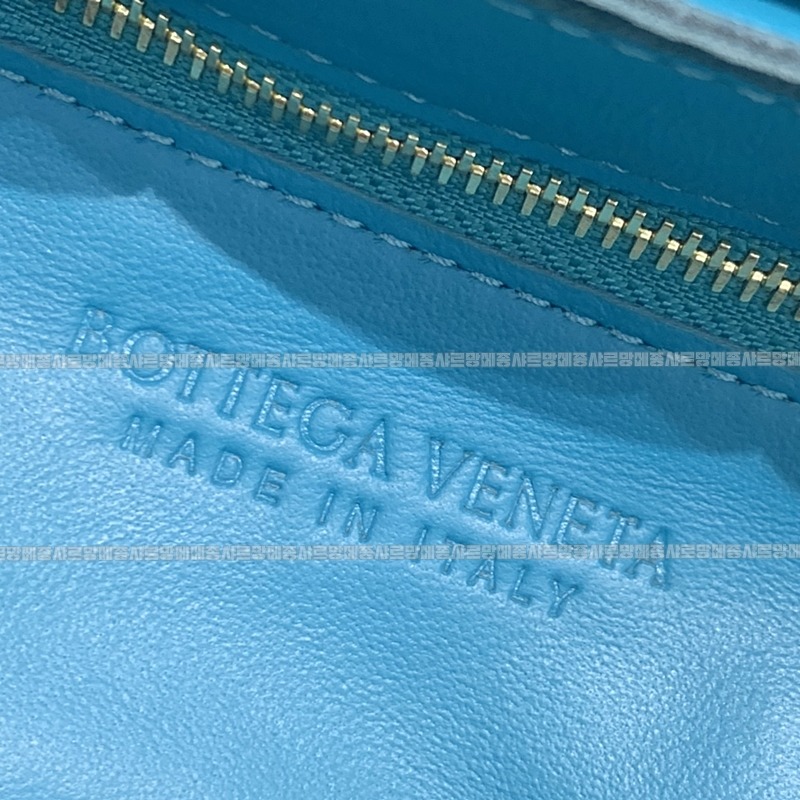 보테가베네타카세트백 20260218-124121-006루.jpg