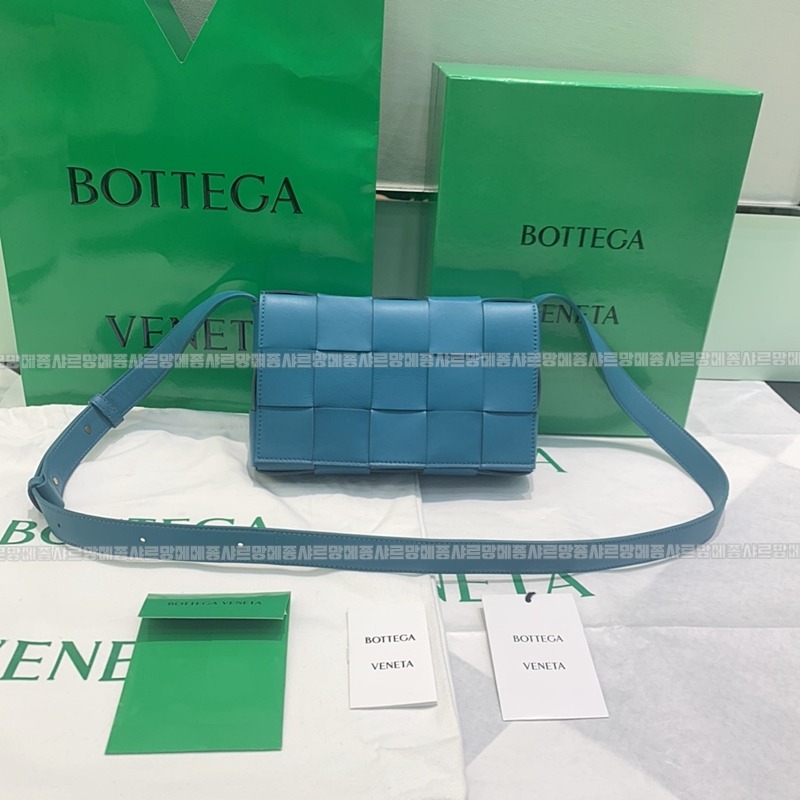 보테가베네타카세트백 20260218-124120-001루.jpg