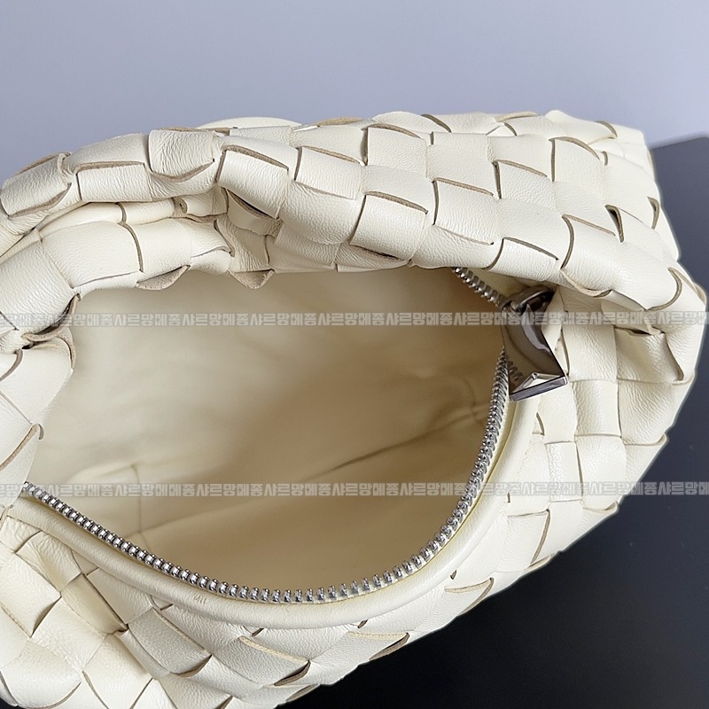 보테가베네타미니조디 20260218-125635-009루.jpg