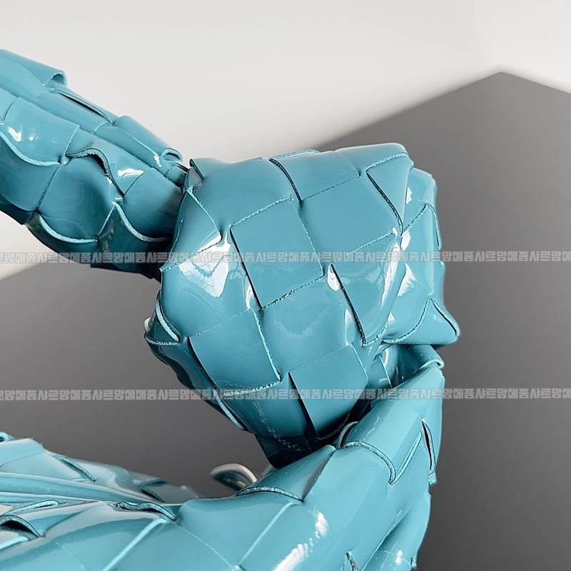 보테가베네타미니조디 20260218-130553-005루.jpg