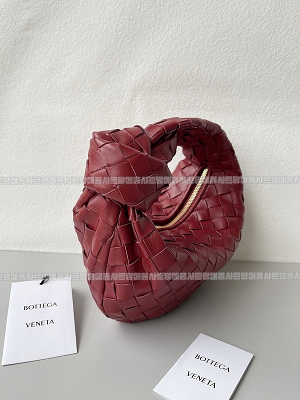 보테가베네타미니조디 20260218-131316-002루.jpg