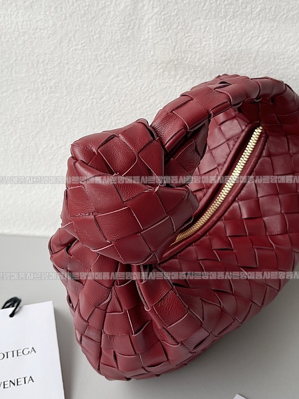 보테가베네타미니조디 20260218-131316-004루.jpg