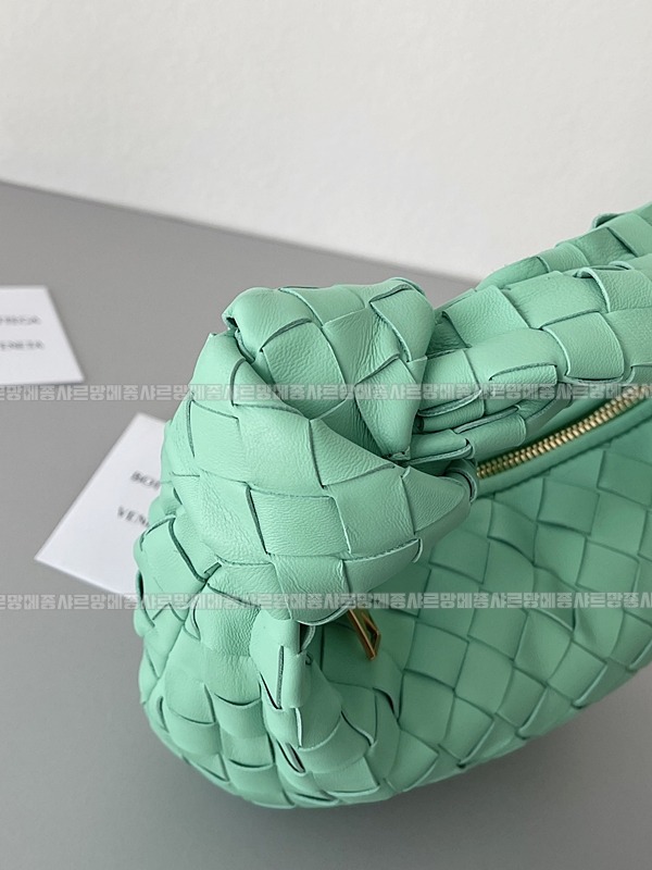 보테가베네타미니조디 20260218-131503-004루.jpg