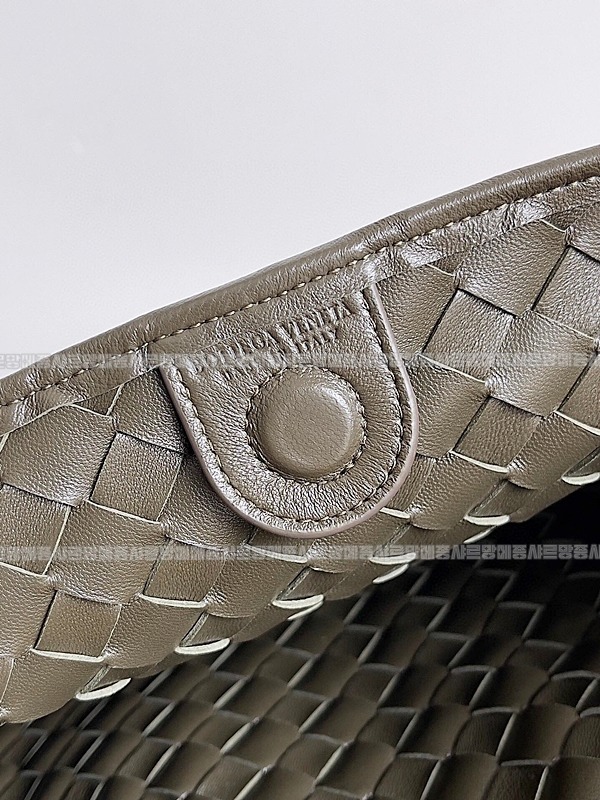 보테가베네타사르딘라지 20260218-132617-008루.jpg