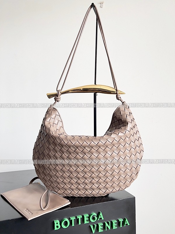 보테가베네타사르딘라지 20260218-133421-001루.jpg