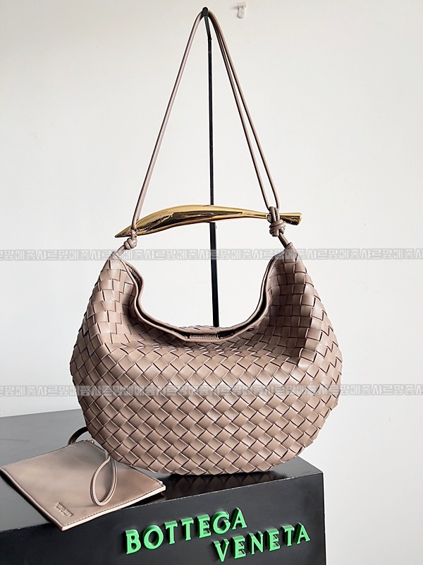 보테가베네타사르딘라지 20260218-133421-002루.jpg