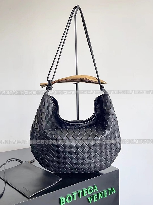 보테가베네타사르딘라지 20260218-133759-003루.jpg