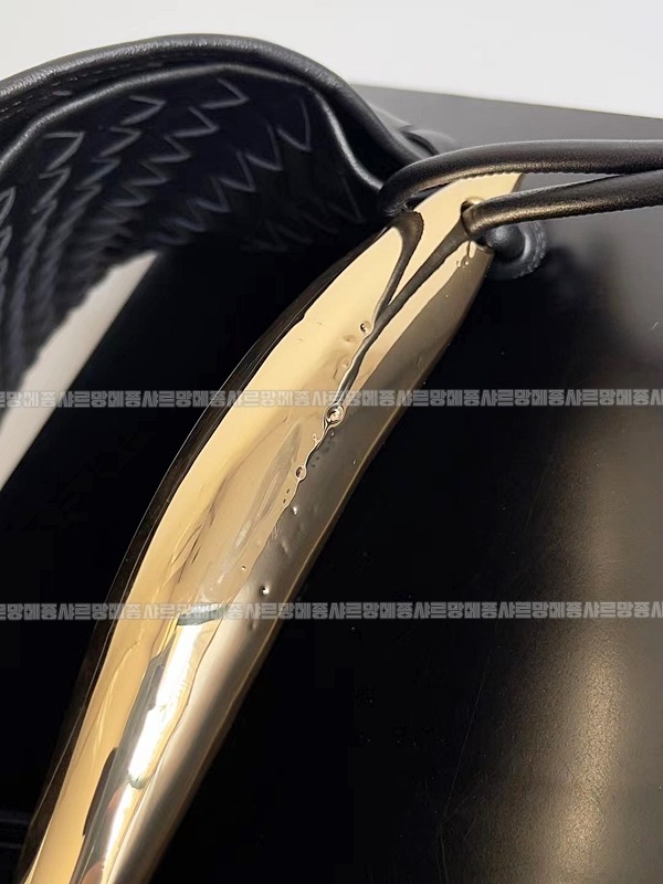 보테가베네타사르딘라지 20260218-133759-008루.jpg