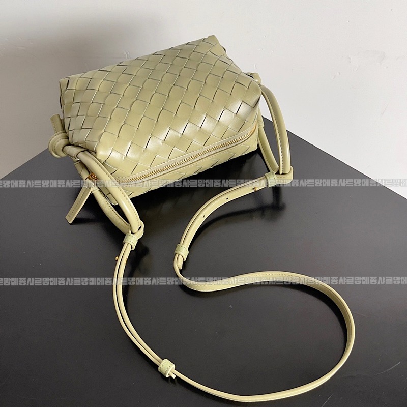 보테가베네타탑핸들루프백 20260219-130542-004루.jpg