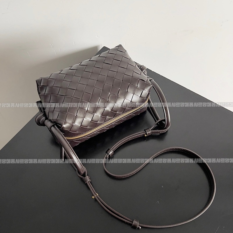 보테가베네타탑핸들루프백 20260219-131152-003루.jpg