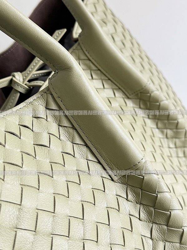 보테가베네타피나코테카라지 20260219-133013-007루.jpg