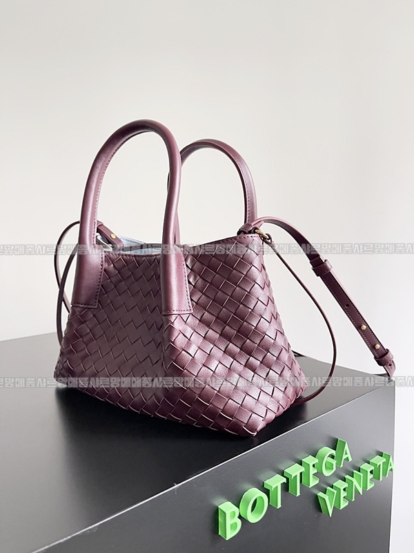 보테가베네타피나코테카스몰 20260219-141229-002루.jpg