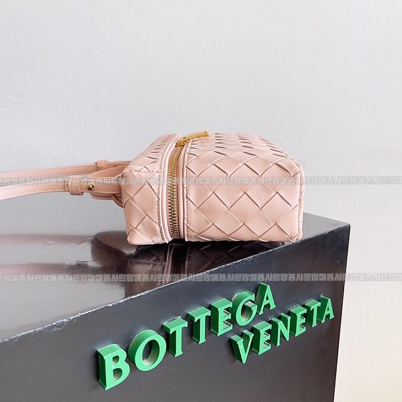 보테가베네타뱅뱅백 20260219-142944-002루.jpg