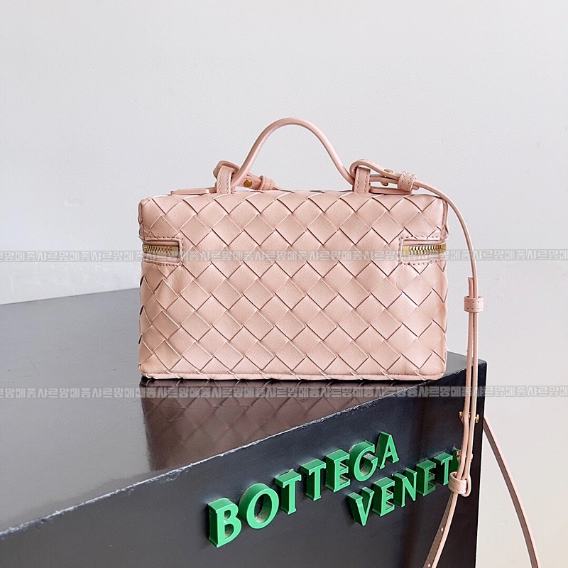 보테가베네타뱅뱅백 20260219-142944-003루.jpg
