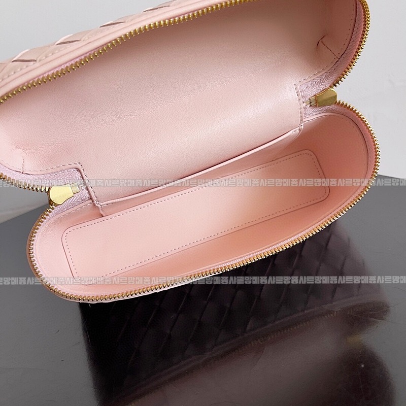 보테가베네타뱅뱅백 20260219-142945-009루.jpg