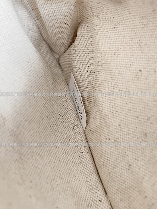 보테가베네타겟어웨이슬림브리프케이스 20260219-143203-008루.jpg