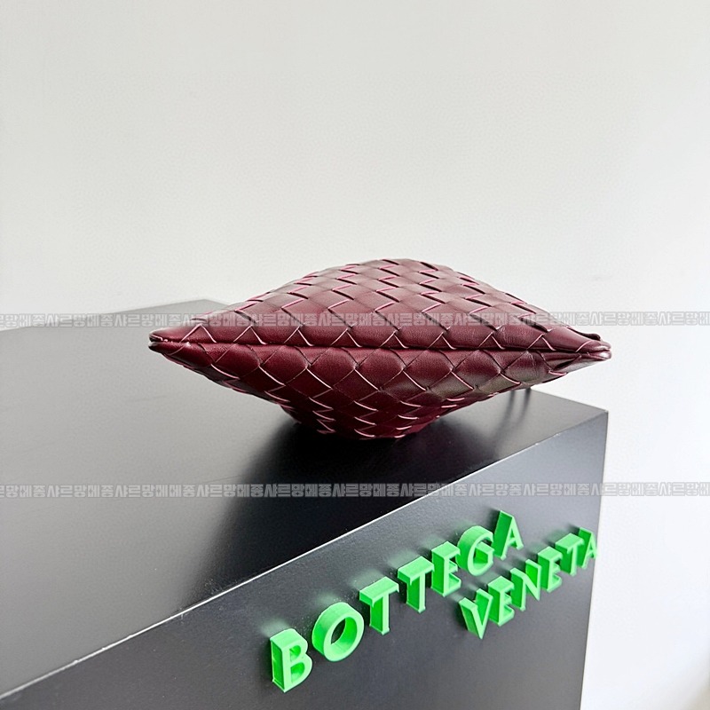 보테가베네타더스트백스몰 20260219-151710-004루.jpg