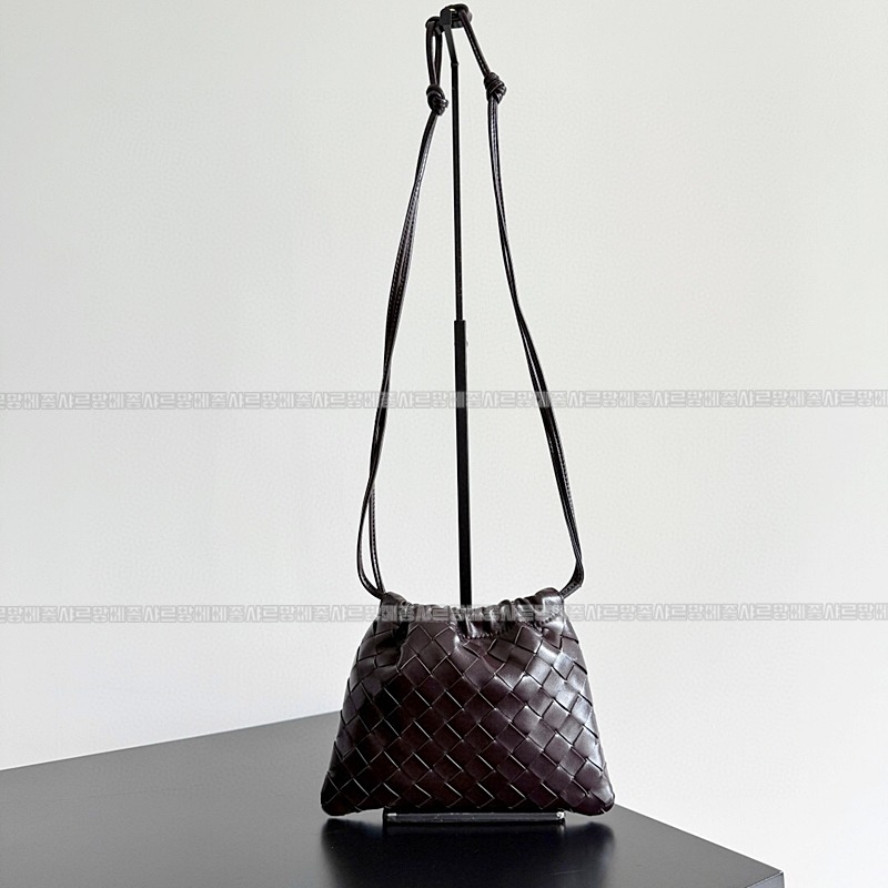 보테가베네타더스트백스몰 20260219-151922-002루.jpg