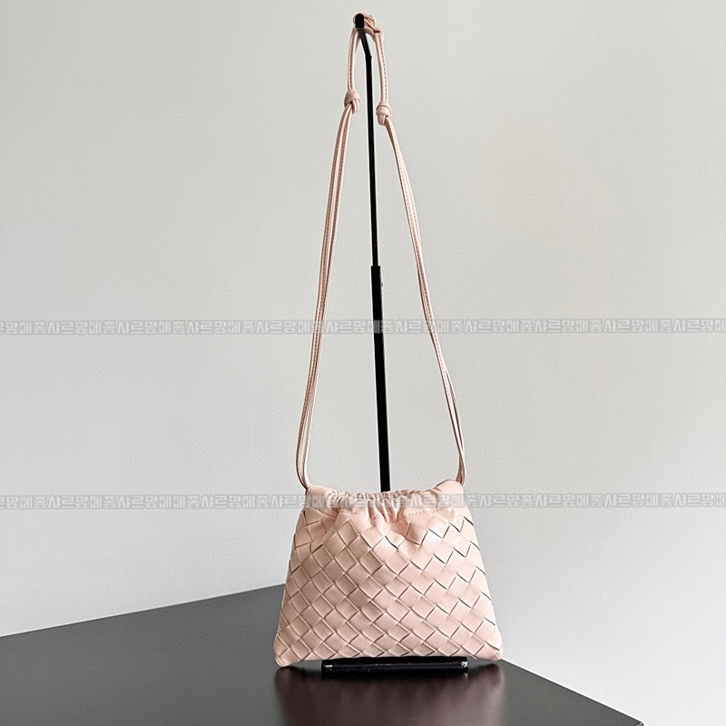 보테가베네타더스트백스몰 20260219-152202-002루.jpg