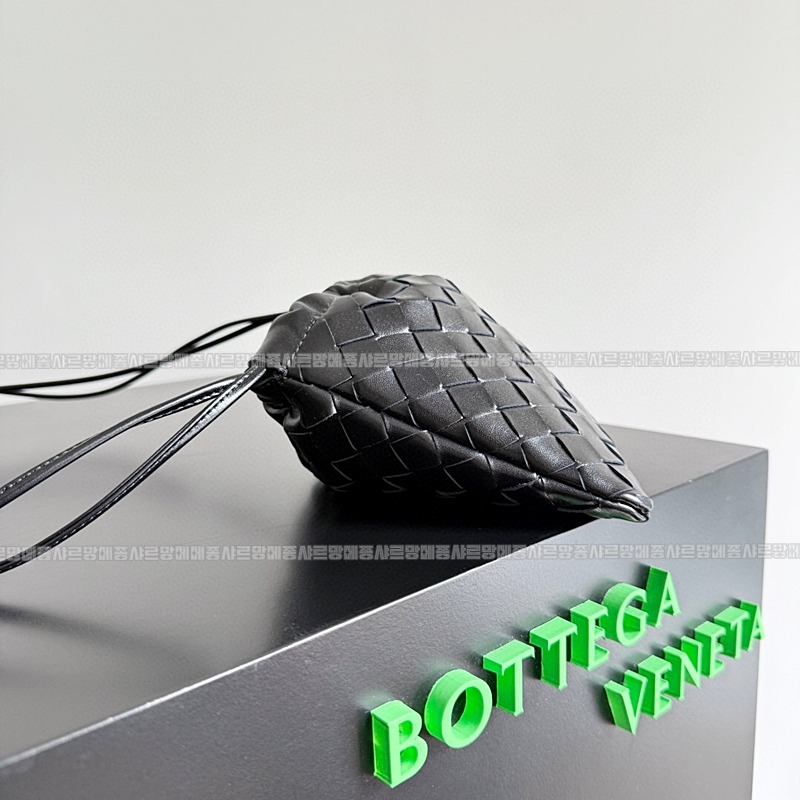 보테가베네타더스트백스몰 20260219-152335-003루.jpg