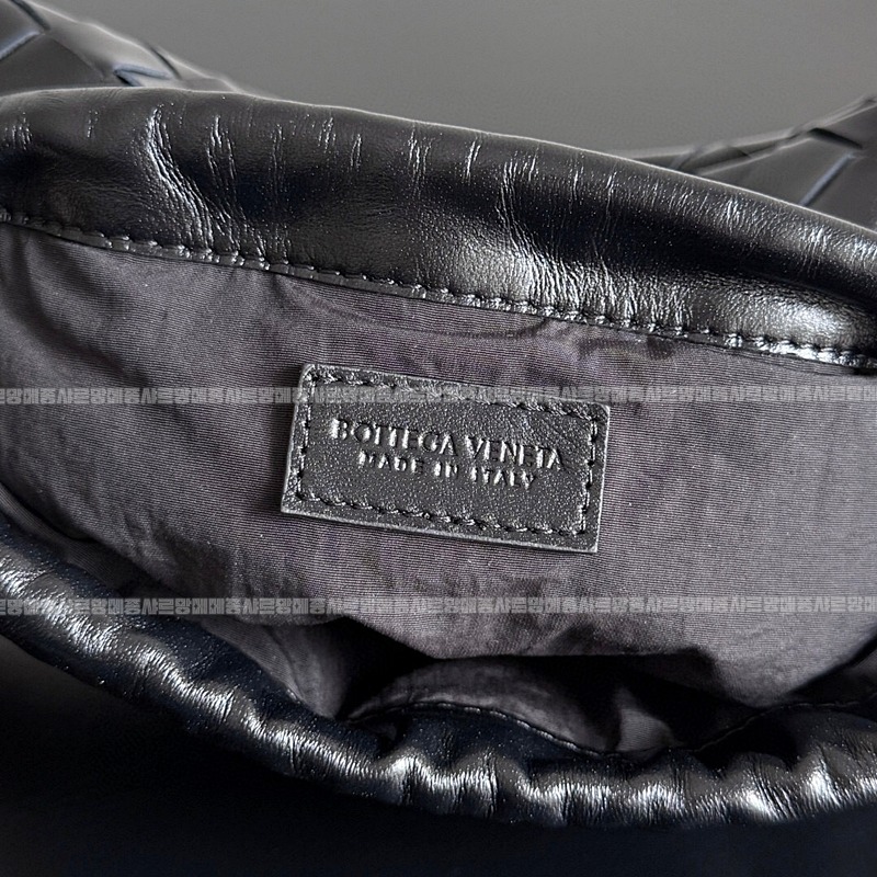 보테가베네타더스트백스몰 20260219-152335-006루.jpg