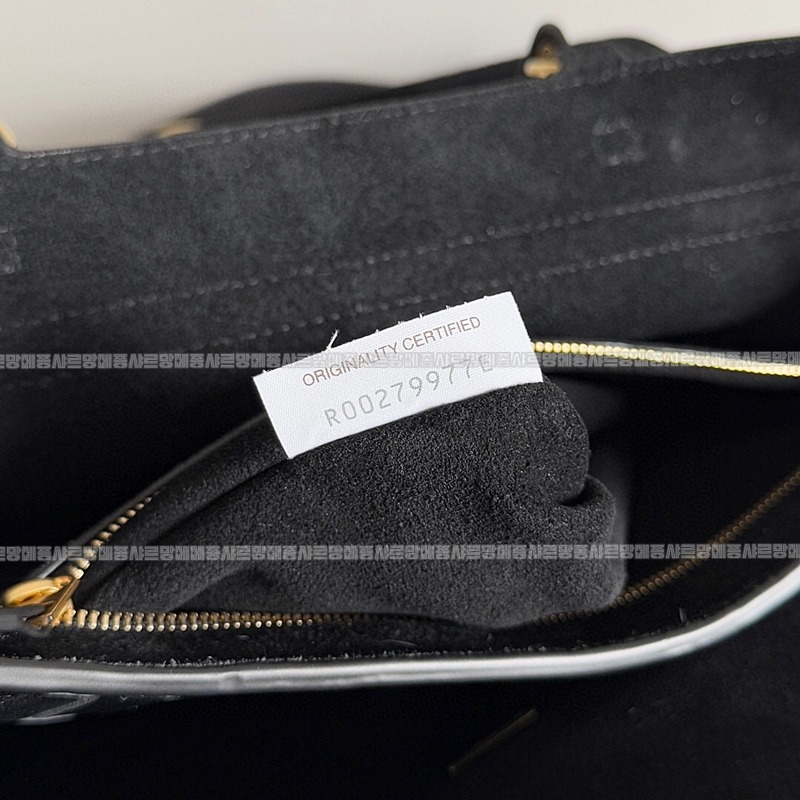 보테가베네타차오차오미디움 20260219-152840-008루.jpg