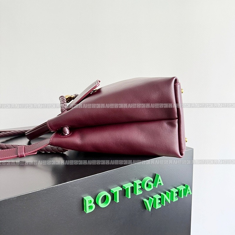 보테가베네타차오차오미디움 20260219-153541-003루.jpg