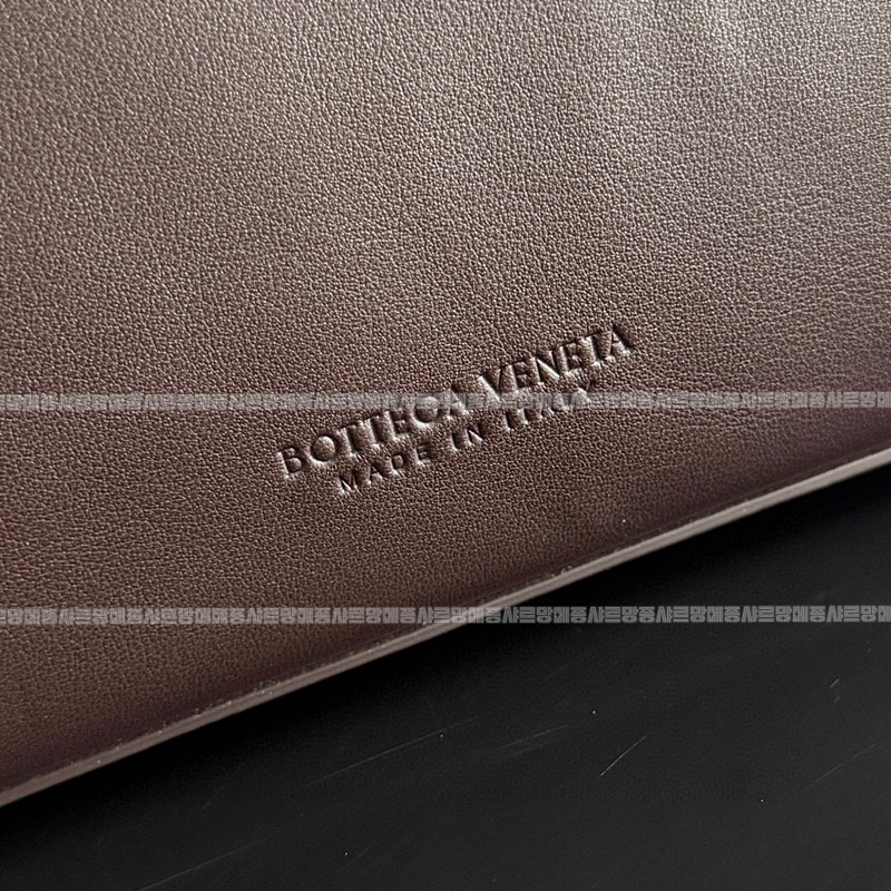 보테가베네타차오차오미디움 20260219-153942-006루.jpg