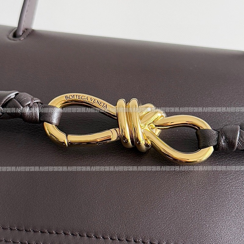 보테가베네타차오차오미디움 20260219-153942-005루.jpg