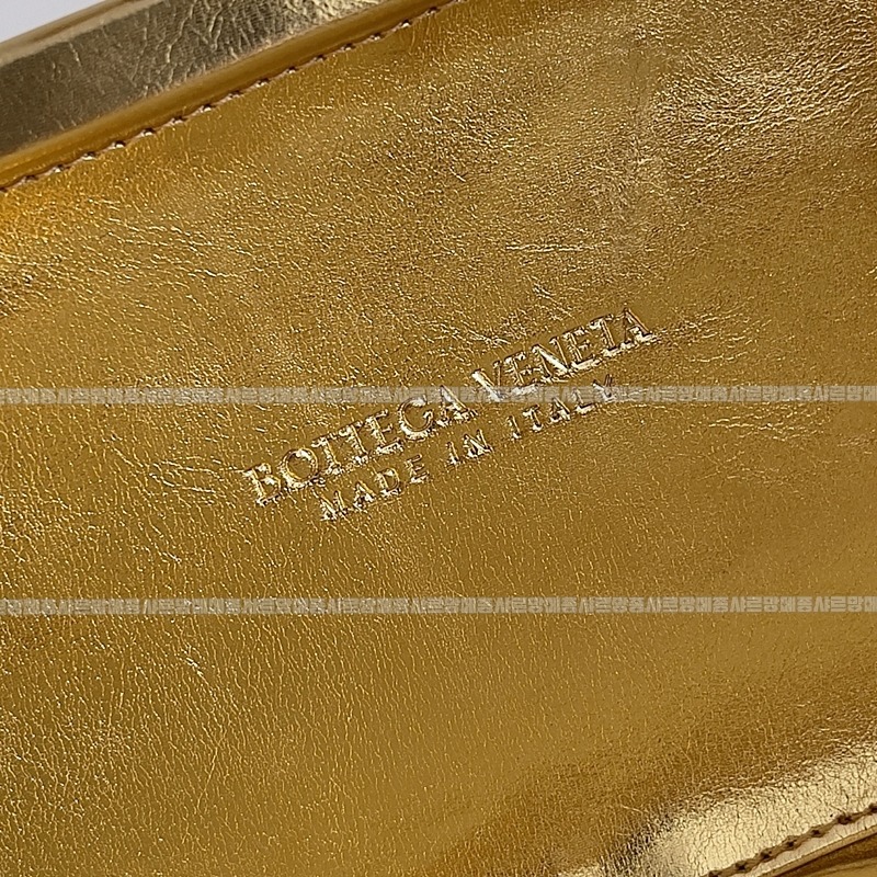 보테가베네타놋램스킨  20260220-161528-007루.jpg