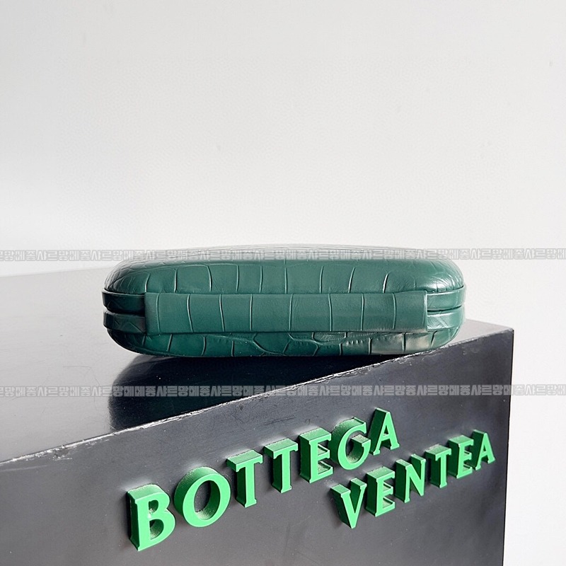 보테가베네타놋크로커다일  20260220-161939-009루.jpg