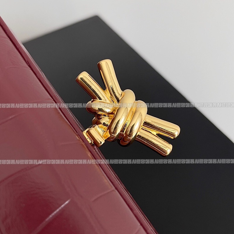 보테가베네타놋크로커다일  20260220-162400-003루.jpg