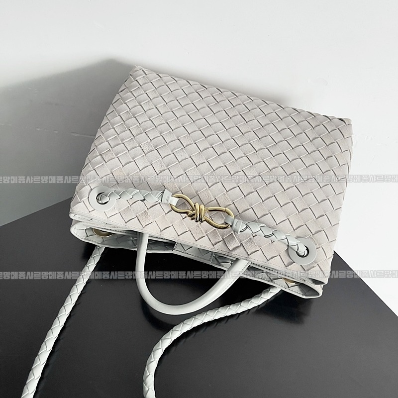 보테가베네타안지아모미디움 20260221-124245-006루.jpg