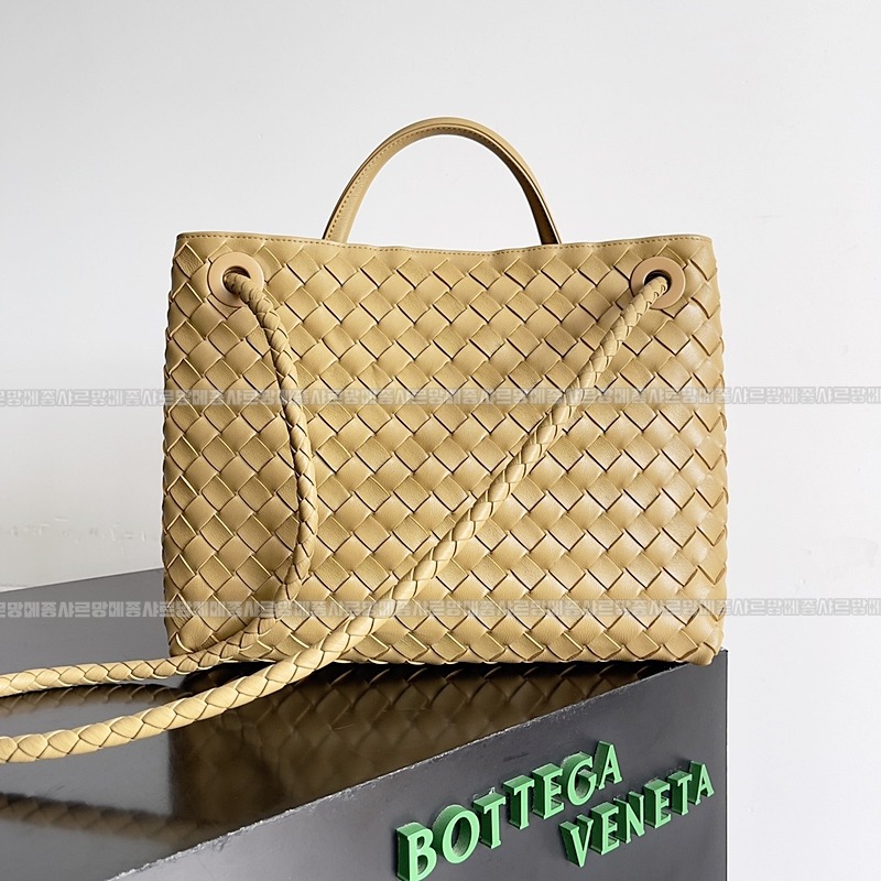 보테가베네타안지아모미디움 20260221-130925-003루.jpg