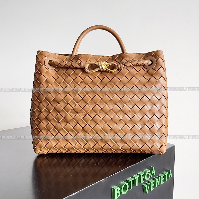 보테가베네타안지아모미디움 20260221-131516-001루.jpg