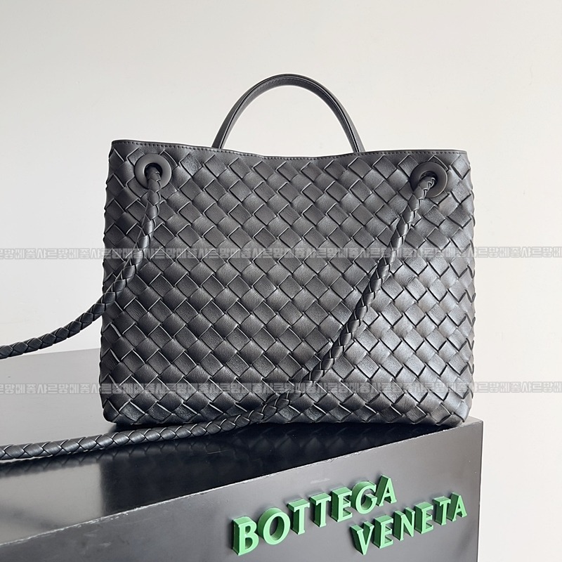 보테가베네타안지아모미디움 20260221-131715-002루.jpg