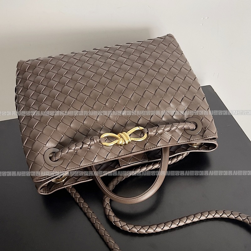 보테가베네타안지아모미디움 20260221-133536-006루.jpg