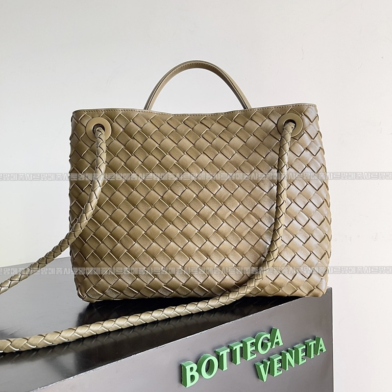 보테가베네타안지아모미디움 20260221-133748-002루.jpg