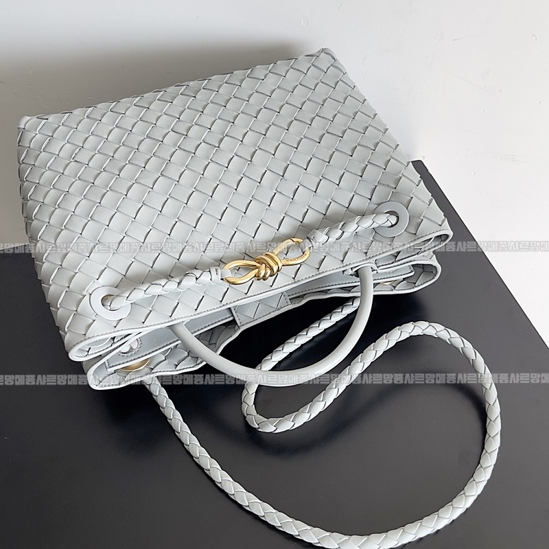 보테가베네타안지아모미디움 20260221-133949-006루.jpg