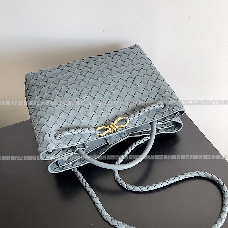 보테가베네타안지아모미디움 20260221-134207-005루.jpg