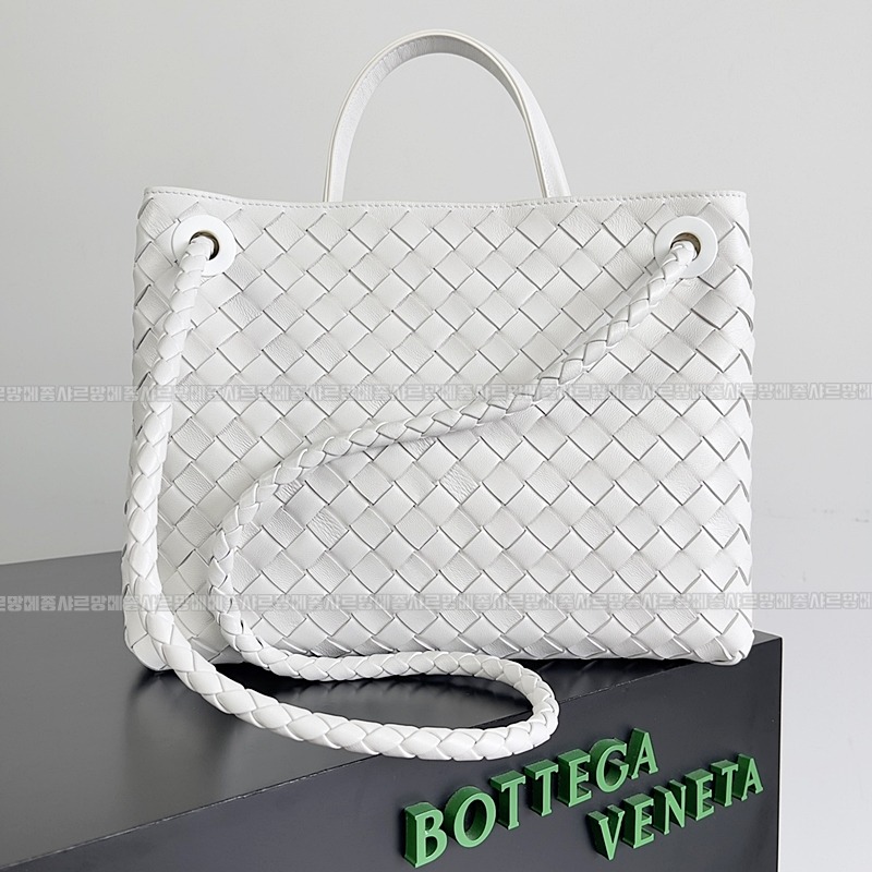 보테가베네타안지아모미디움 20260221-143934-002루.jpg