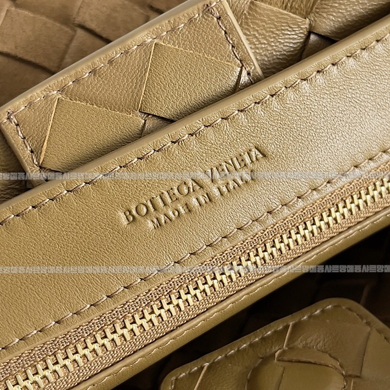 보테가베네타안지아모스몰 20260221-144836-008루.jpg