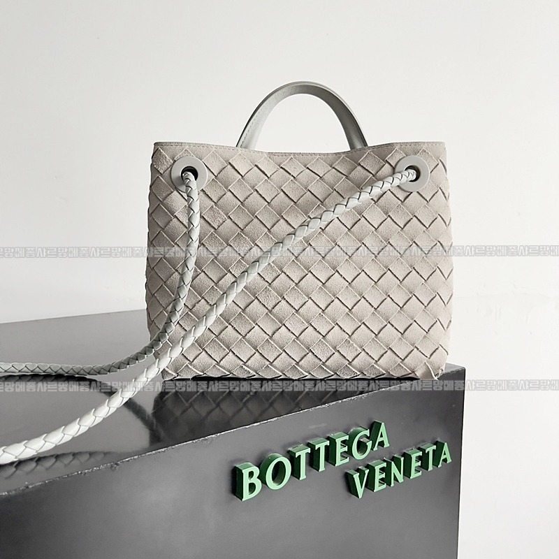 보테가베네타안지아모스몰 20260221-145142-003루.jpg