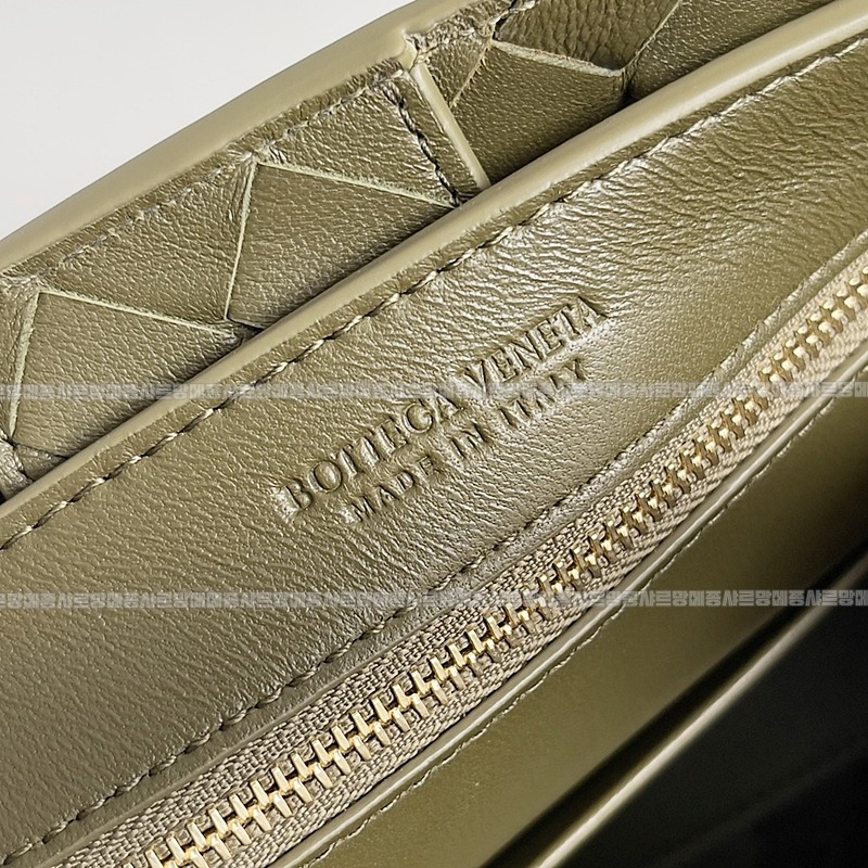 보테가베네타안지아모스몰 20260221-151744-008루.jpg