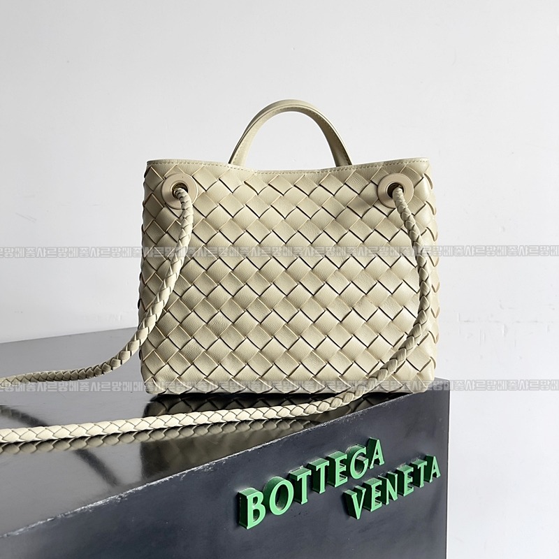 보테가베네타안지아모스몰 20260221-152243-002루.jpg