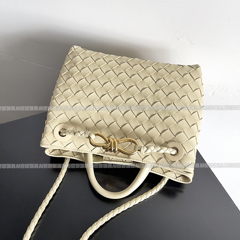 보테가베네타안지아모스몰 20260221-152243-005루.jpg