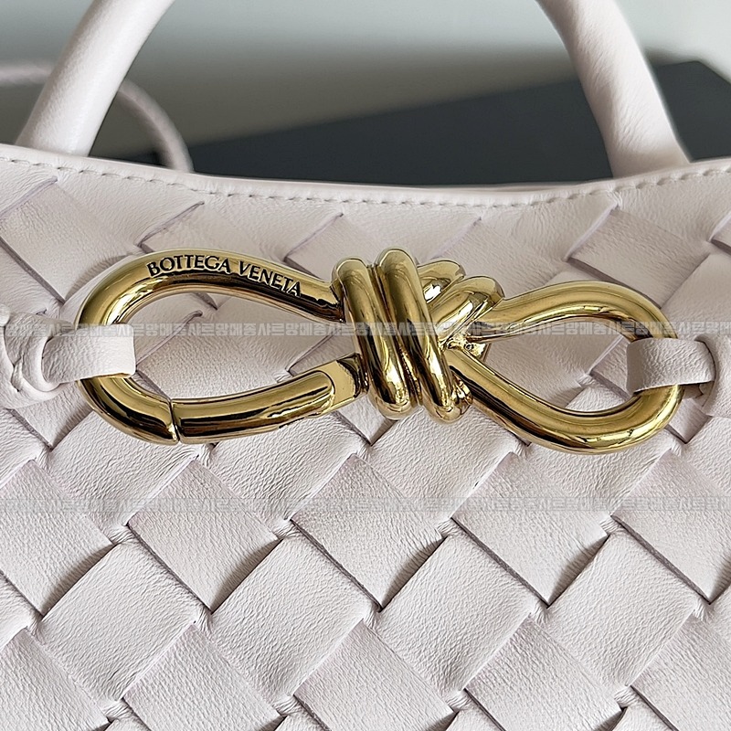 보테가베네타안디아모스몰 20260221-152504-006루.jpg